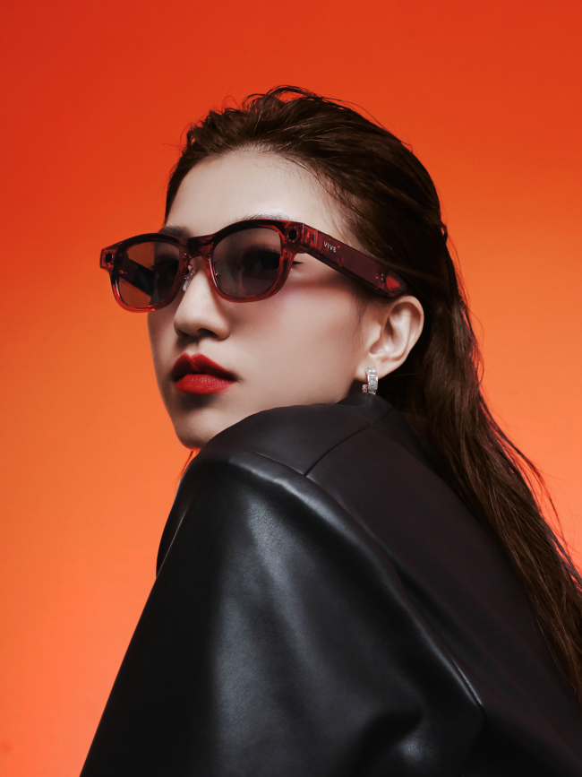 HTC anuncia sus primeras gafas portátiles basadas en IA