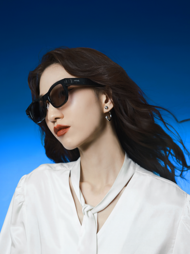 HTC anuncia sus primeras gafas portátiles basadas en IA