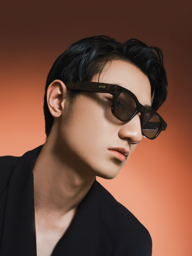 HTC anuncia sus primeras gafas portátiles basadas en IA