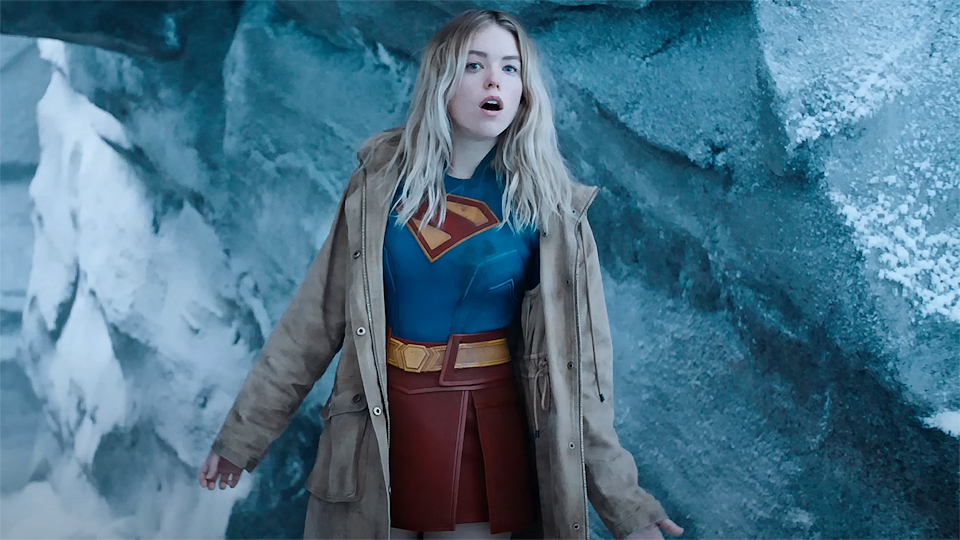 Kara conoce a Krypto en el gran anuncio de Supergirl en la Super Bowl