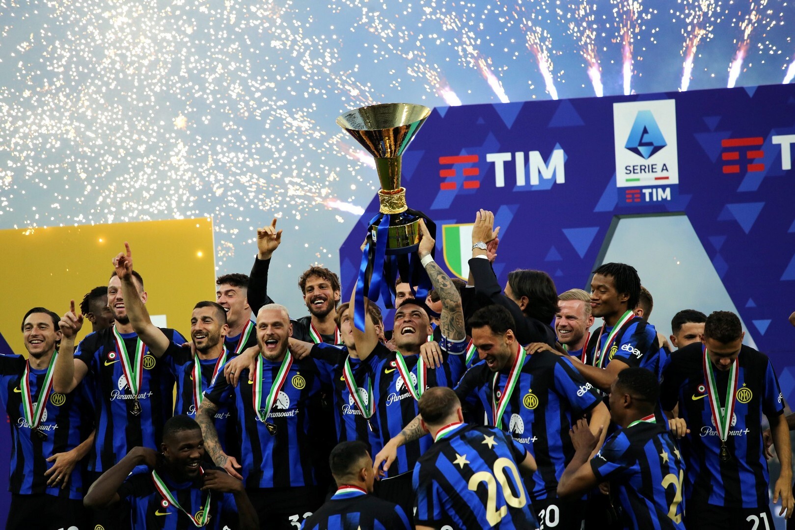 El Inter de Milán recupera el título de Serie A superando al Napoli