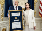 Los pol&iacute;ticos noruegos condenan la aceptaci&oacute;n por Trump de la medalla del Premio Nobel de la Paz