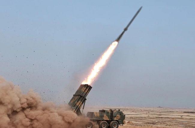 Un vídeo ucraniano revela por primera vez que Rusia utiliza lanzacohetes norcoreanos