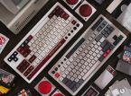 8BitDo presenta los primeros teclados mecánicos inspirados en NES y Famicon
