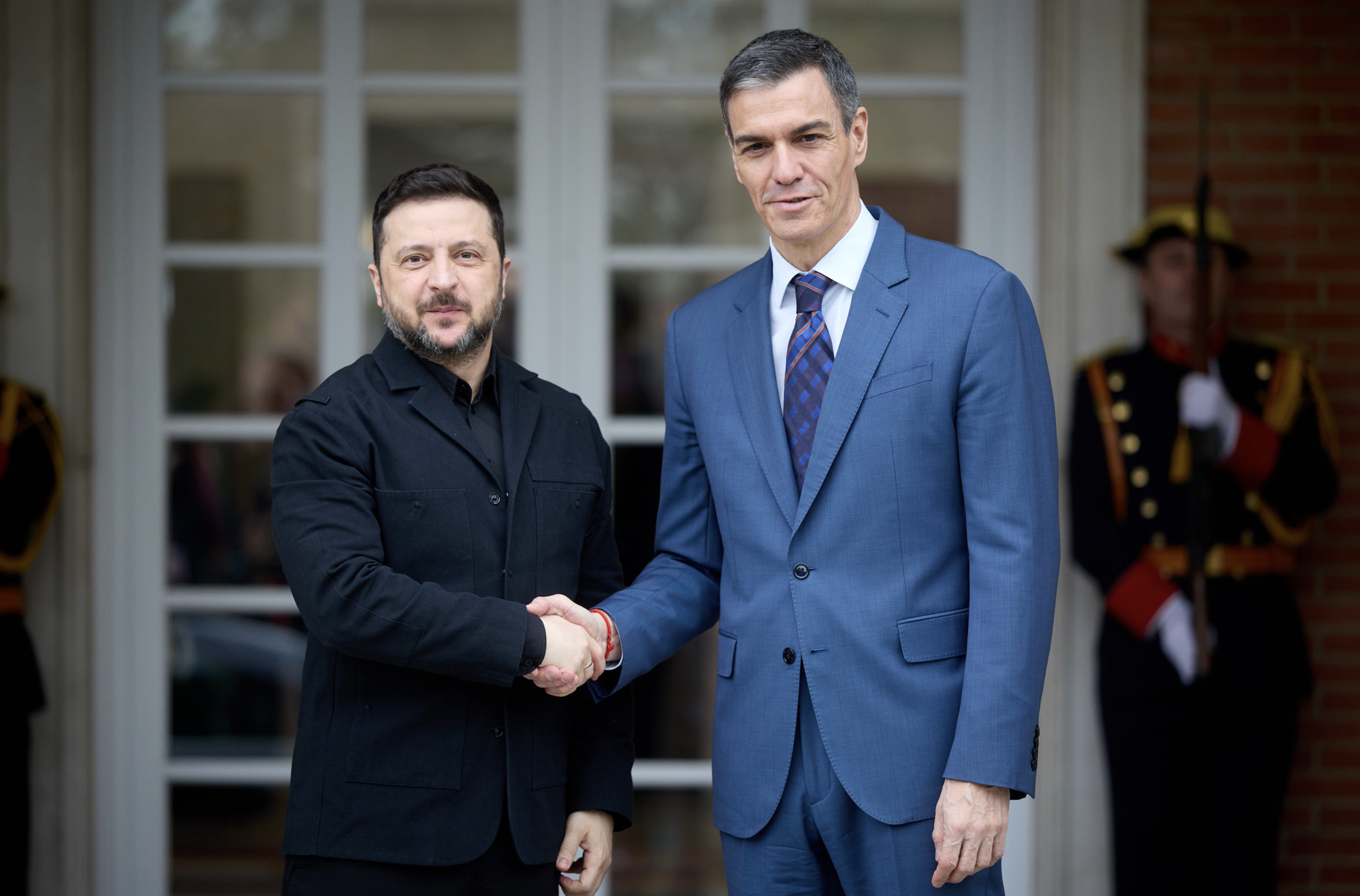 Zelensky visita Madrid y Sánchez dice que "nadie nos hará olvidar lo que ocurre en Ucrania"