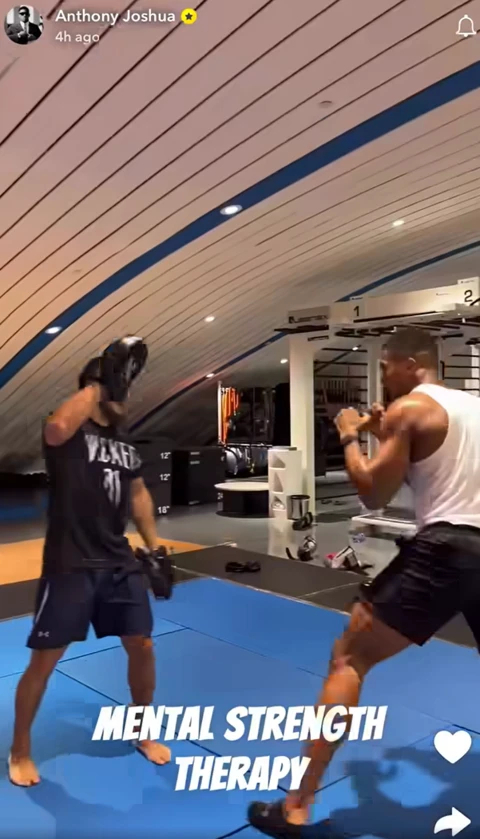 Anthony Joshua vuelve a entrenarse tras el accidente de coche