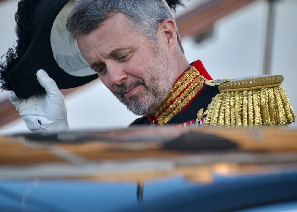 El rey Federico de Dinamarca visita Groenlandia para reafirmar la unidad en medio del interés de Trump por el Ártico