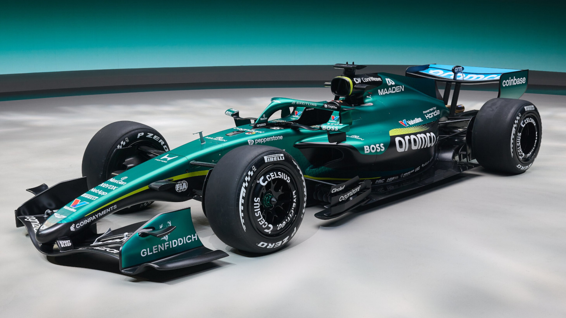 Aston Martin por fin revela el coche de 2026 para Fenrnando Alonso