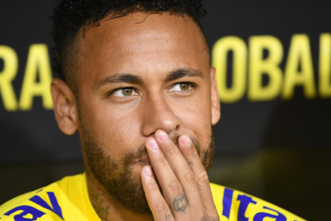 Neymar estará 2-3 semanas lesionado, podría ser apartado de la convocatoria para el Mundial