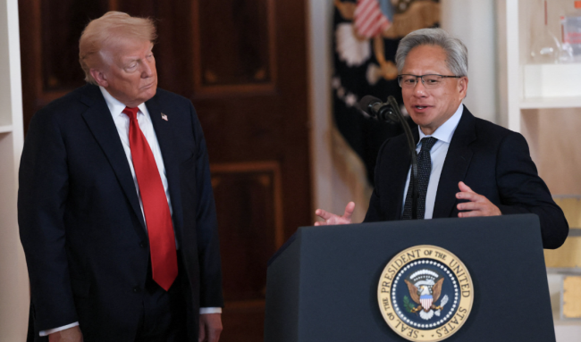 EEUU acusa a dos chinos de contrabando de chips Nvidia... Sin embargo, Trump acaba de permitir su exportación