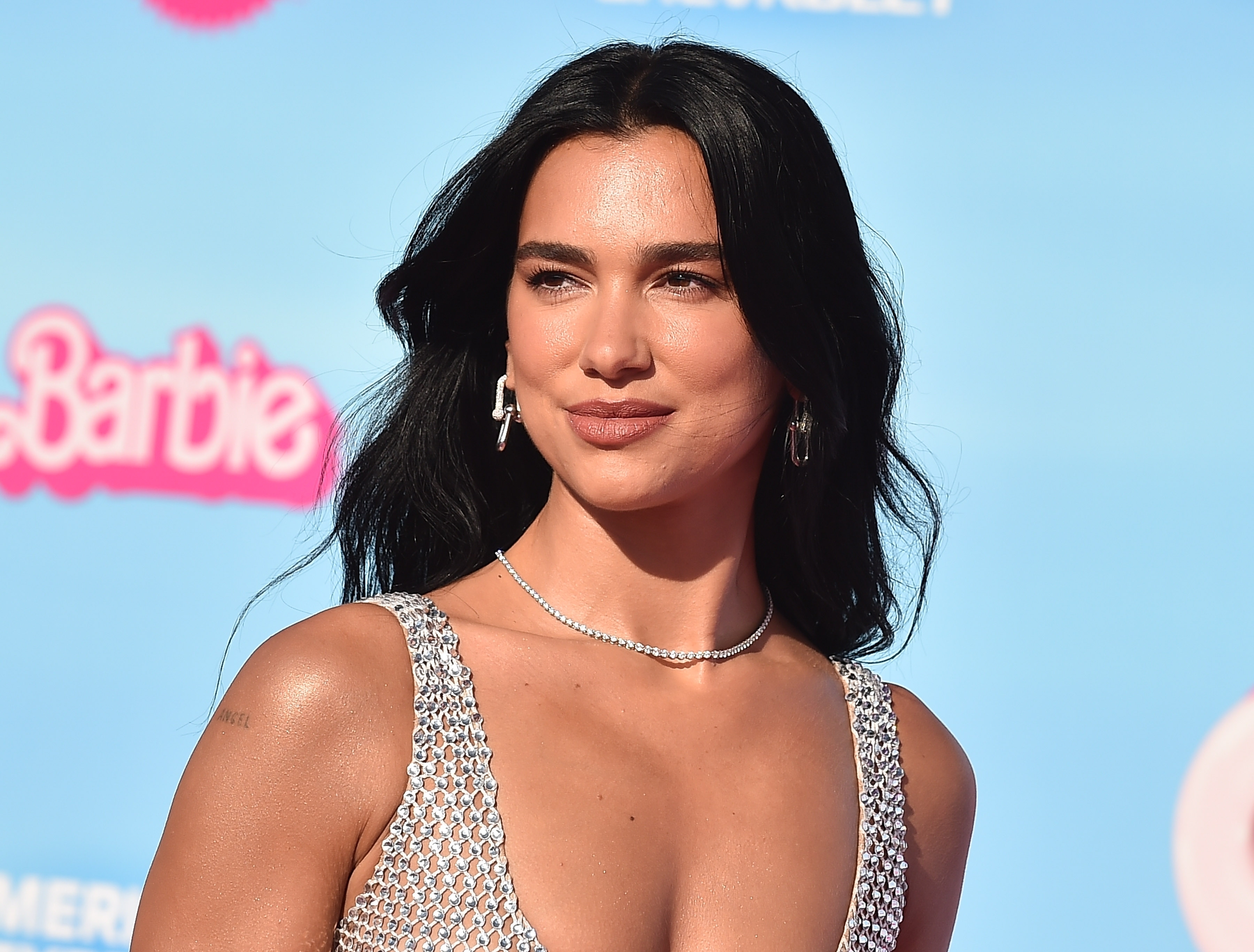 Dua Lipa obtiene la nacionalidad kosovar