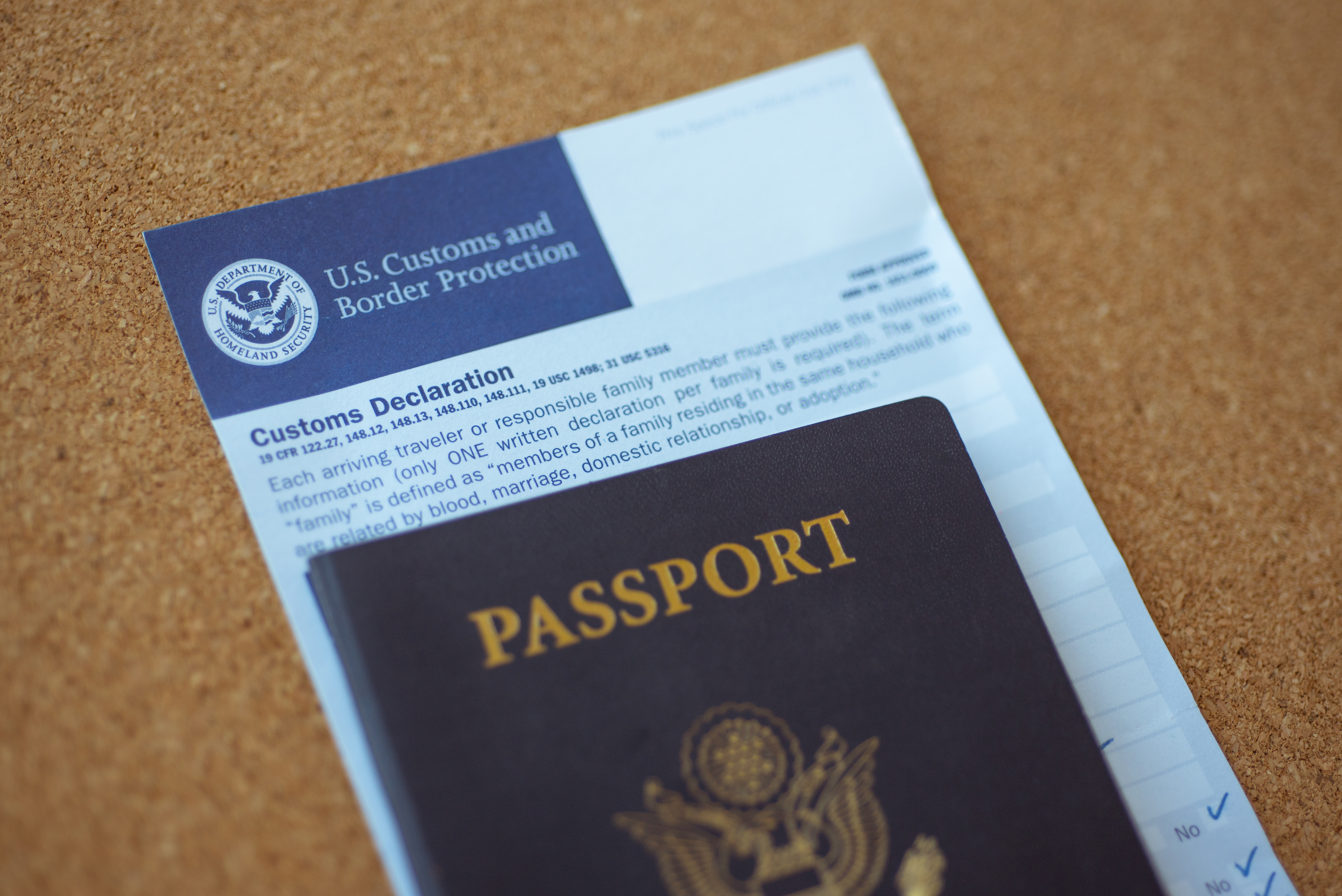 La administración Trump presenta una nueva aplicación de "autodeportación" para hacer frente a la inmigración ilegal