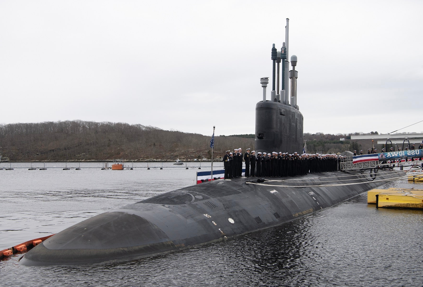 El USS Iowa se une a la flota de la Marina de los Estados Unidos como el último submarino de la clase Virginia
