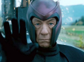 Ian McKellen se va de la lengua sobre su regreso como Magneto en Vengadores: Doomsday: "El otro d&iacute;a destru&iacute; Nueva Jersey"