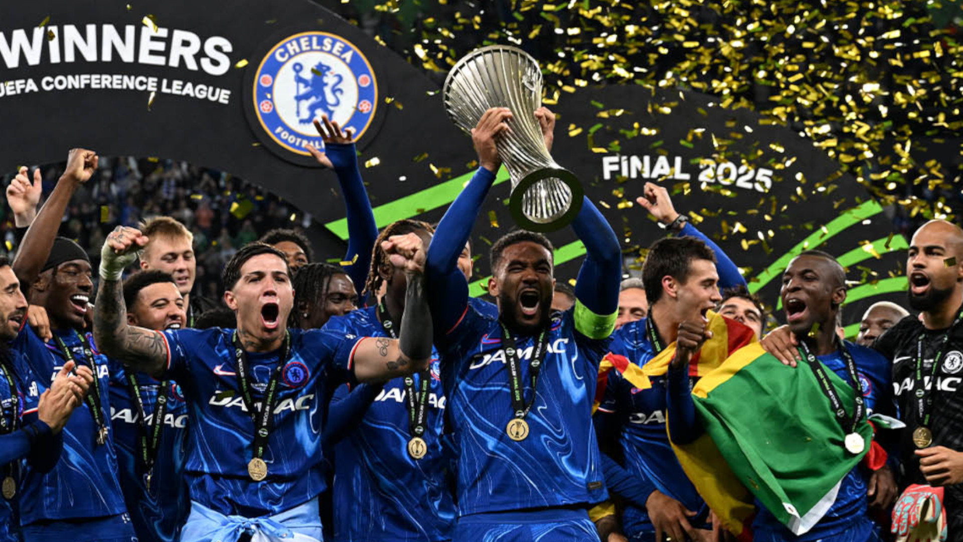Desgarro para el Betis, goleado por el Chelsea en su primera final europea