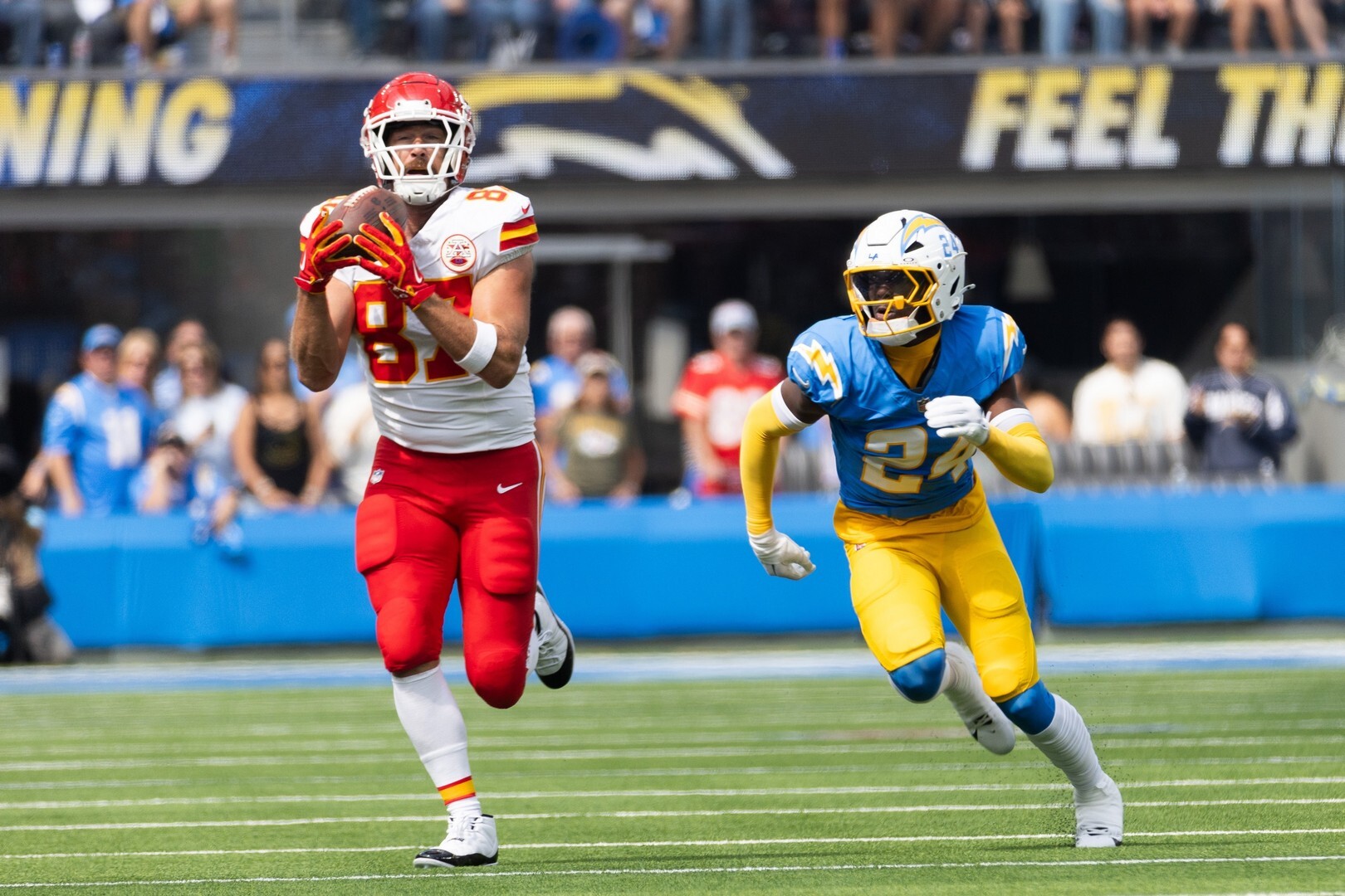 Travis Kelce vuelve una temporada más con los Kansas City Chiefs