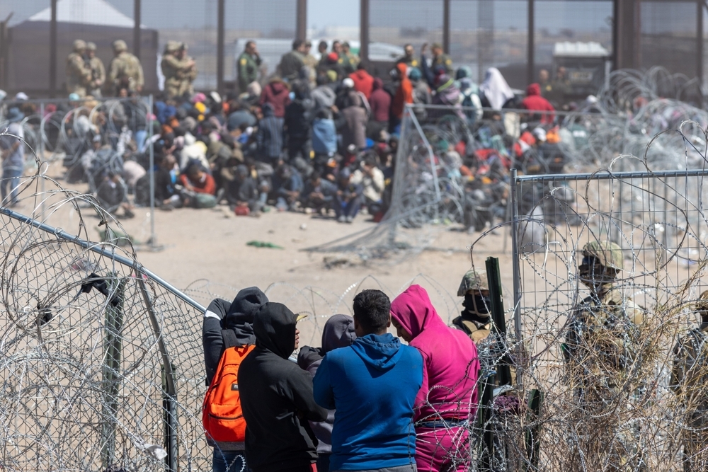 Un tribunal estadounidense bloquea el intento de Trump de revocar el estatuto jurídico de los migrantes