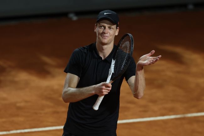 Estadísticas increíbles entre Jannik Sinner y Carlos Alcaraz tras la final de Wimbledon