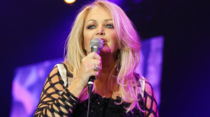 Bonnie Tyler, la cantante de «Holding Out For A Hero» y «Total Eclipse of the Heart», fallece a los 75 años