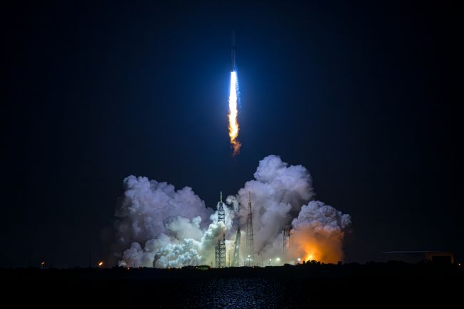 Blue Origin, de Jeff Bezos, queda fuera del espacio