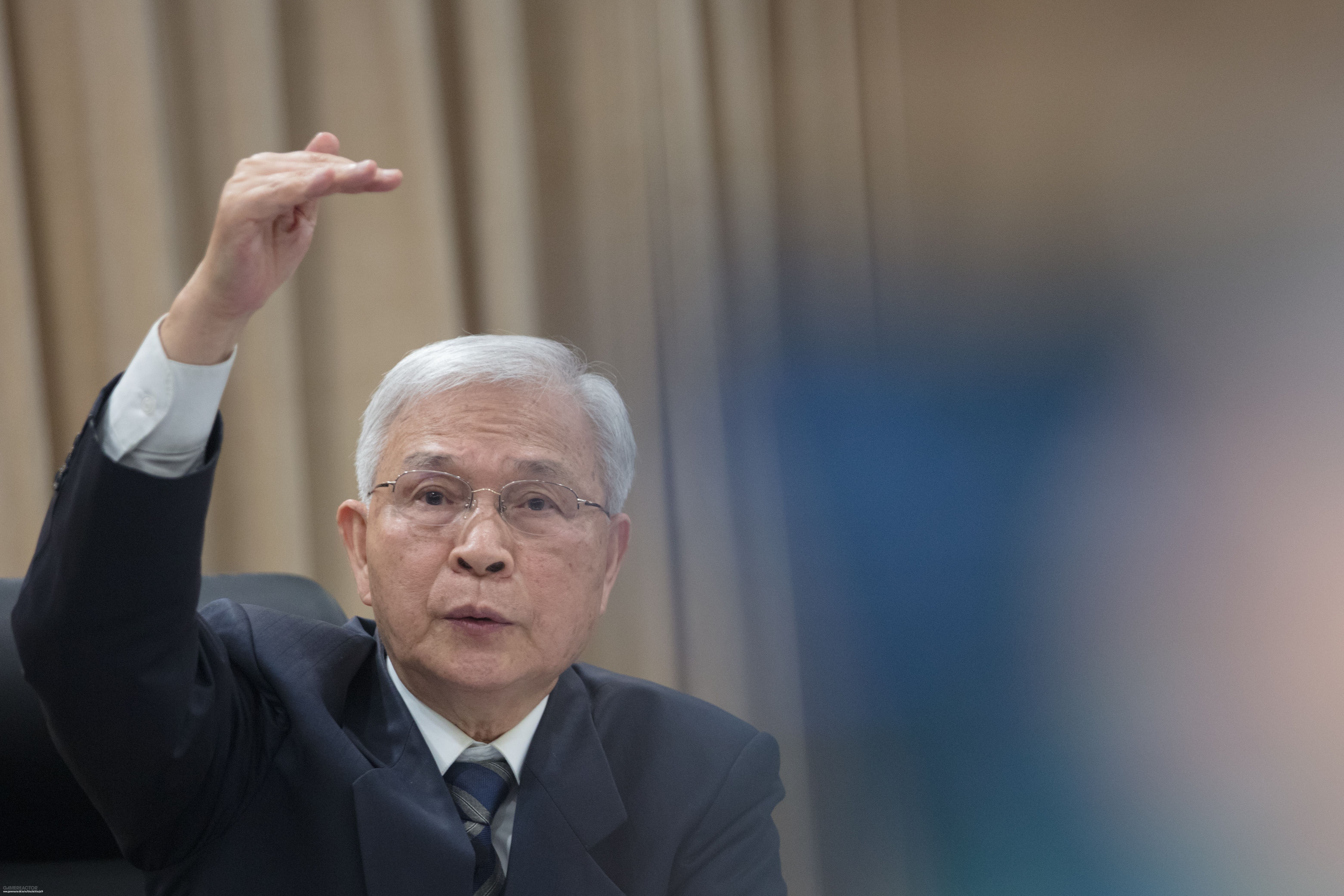 El presidente del Banco Central de Taiwán advierte sobre una burbuja en la IA