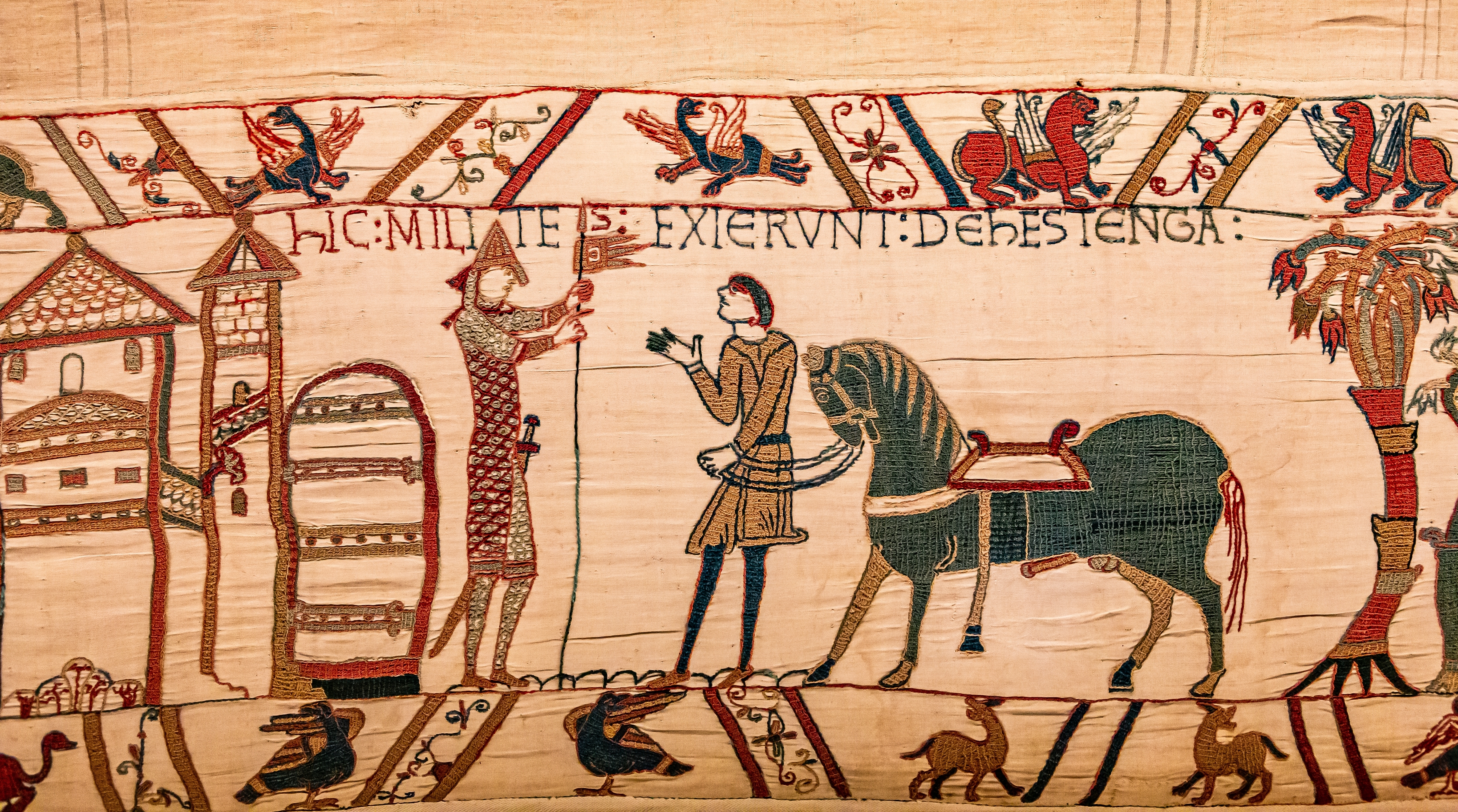 Francia devuelve el Tapiz de Bayeux a Gran Bretaña después de mil años, y pronto podrá ser admirado en el Museo Británico