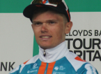 El ciclista escoc&eacute;s Oscar Onley, cuarto en el Tour de Francia de 2025, se retira por una &laquo;lesi&oacute;n grave en el hombro&raquo;