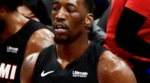 Bam Adebayo supera a Kobe Bryant con 83 puntos anotados en un solo partido, pero con polémica