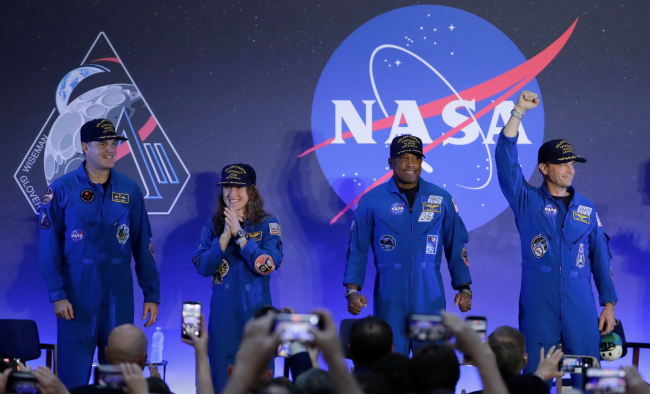 Los astronautas del Artemis II tras el histórico sobrevuelo de la Luna: 