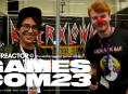 Killer Klowns from Outer Space: The Game te permite convertir a tus enemigles en algodon de azucar y a ti en pizza