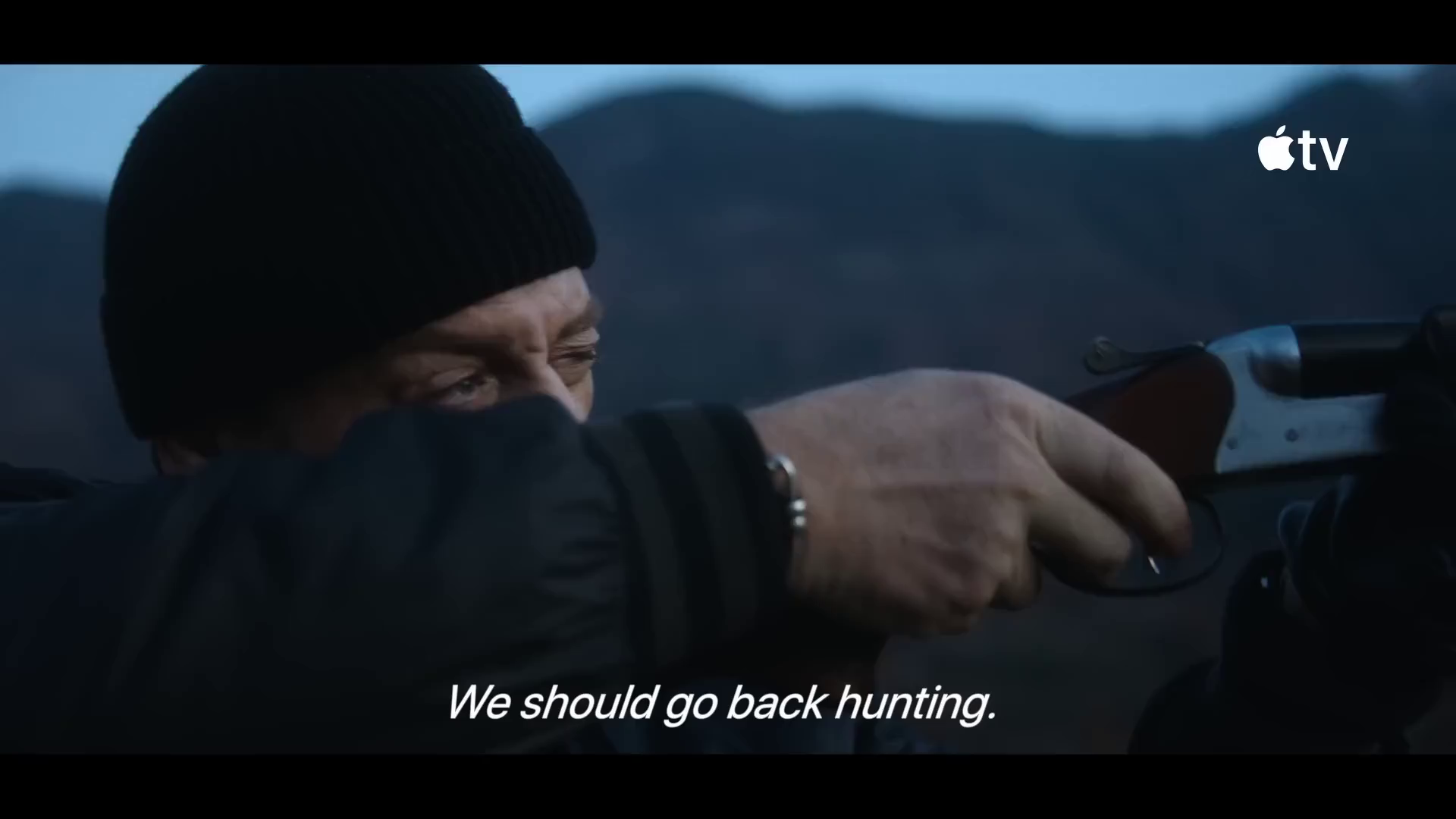 El tráiler de "La Caza" de Apple TV nos demuestra hasta donde puede llegar el ser humano para sobrevivir