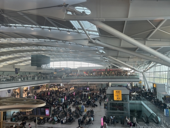 Un ciberataque interrumpe los vuelos en los principales aeropuertos europeos