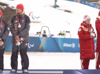Esquiadores alemanes dan la espalda a los rusos en un podio de los Juegos Paral&iacute;mpicos de Invierno