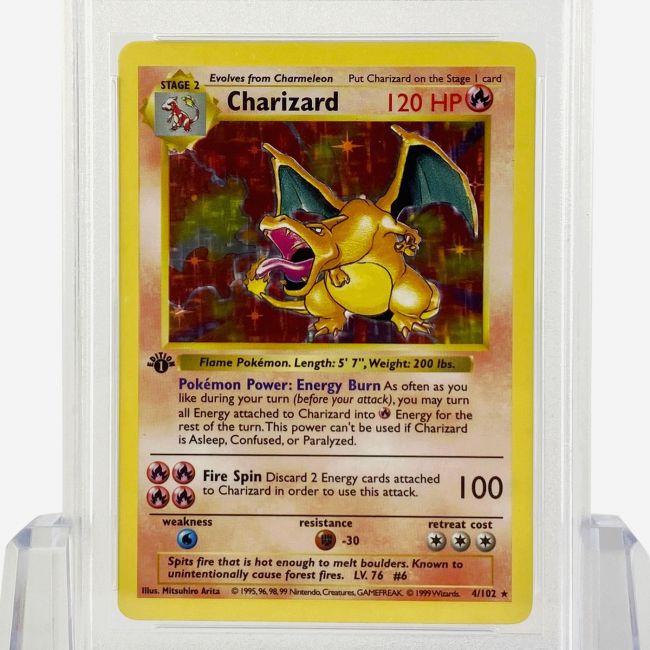 Charizard, Pikachu y Gengar figuran entre los personajes de cartas Pokémon más caros