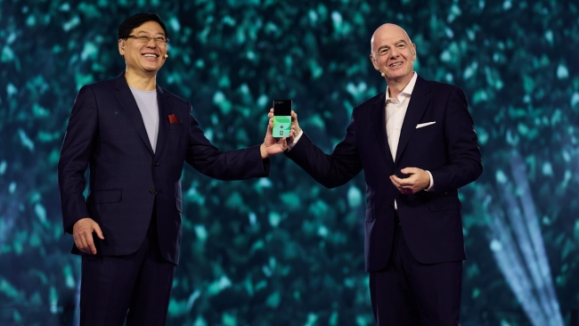 FIFA y Lenovo anuncian tecnologías con IA en el Mundial, como avatares 3D para pillar fueras de juego