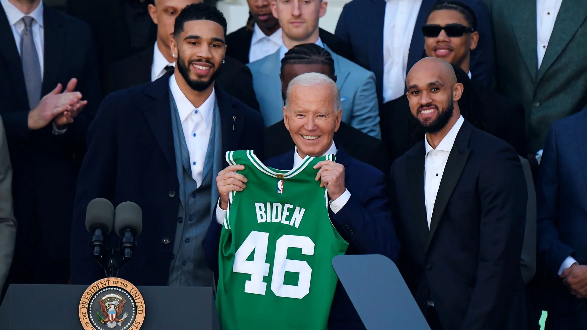 Joe Biden recibe en la Casa Blanca a los campeones de la NBA de 2024