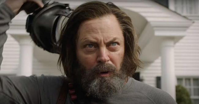 Nick Offerman reprende a un hombre que usó a Ron Swanson para difundir odio durante el Mes del Orgullo