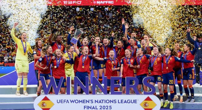 España gana otro título de la Nations League en una final de 180 minutos decidida en 13 minutos