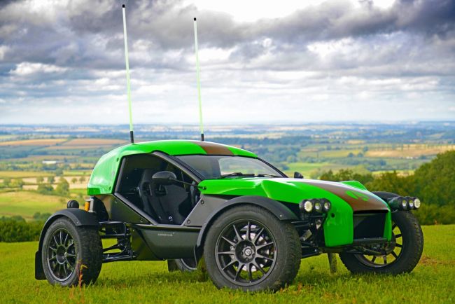 Ariel electrifica el Nomad
