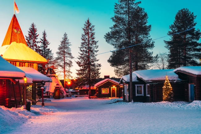 Esta Navidad, Papá Noel tiene nuevos ayudantes: La OTAN se despliega en Laponia ante un posible ataque ruso
