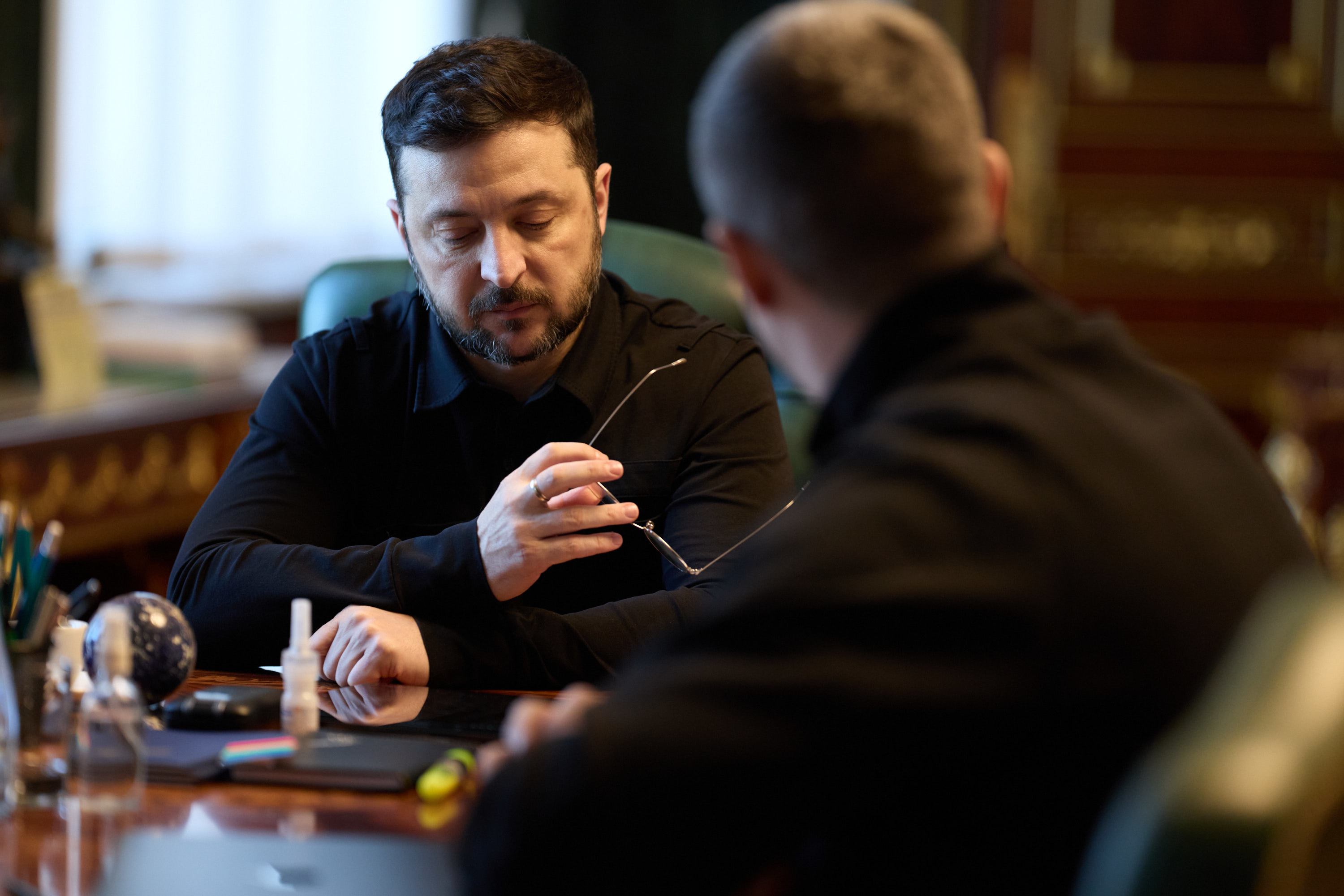 Zelensky presenta el nuevo sistema de defensa aérea: "Habrá un nuevo enfoque del uso de las defensas aéreas".