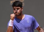 Alcaraz arrasa a Sinner en la final previa a Roland Garros