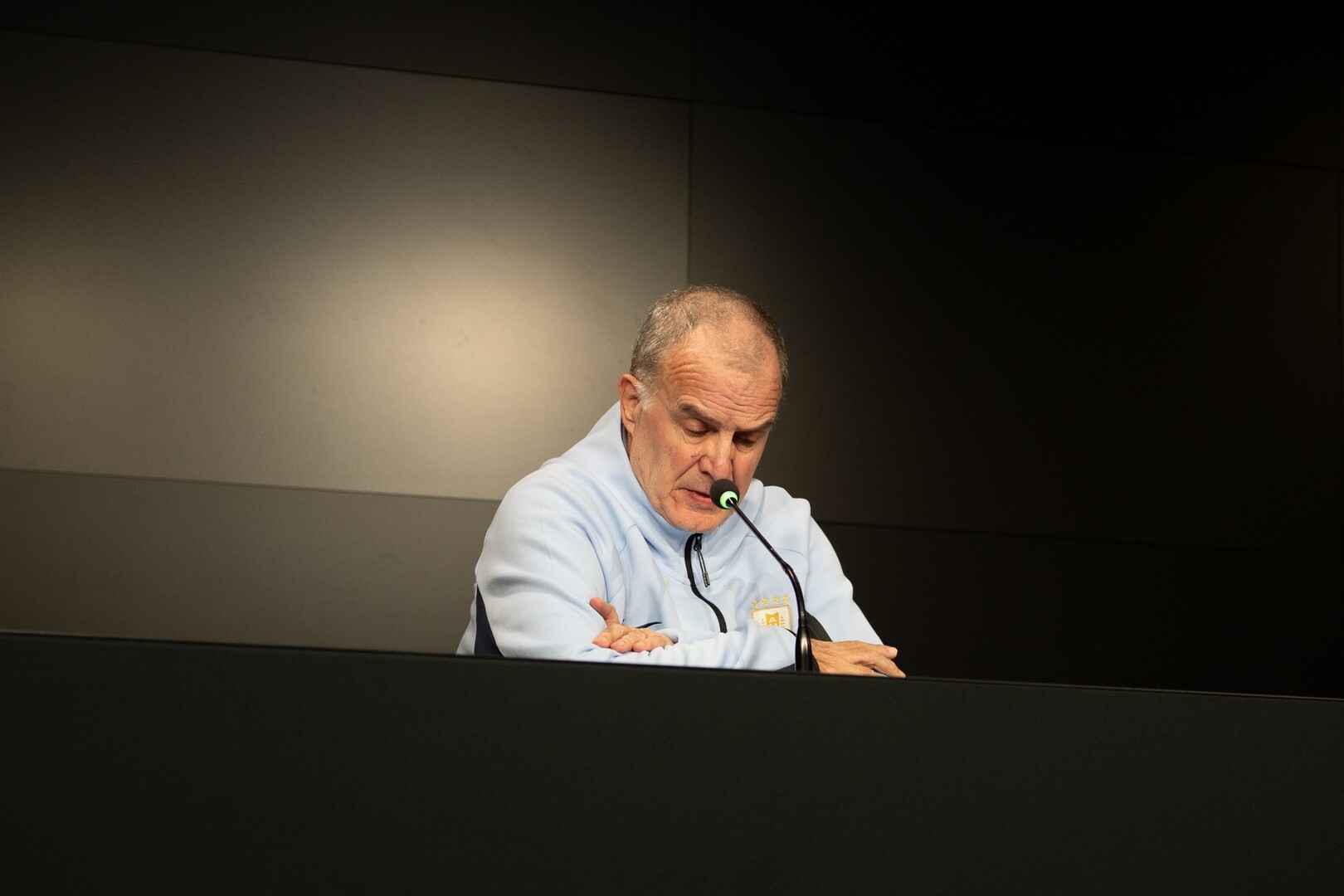 Uruguay se enfrenta a España con enfrentamientos en la selección