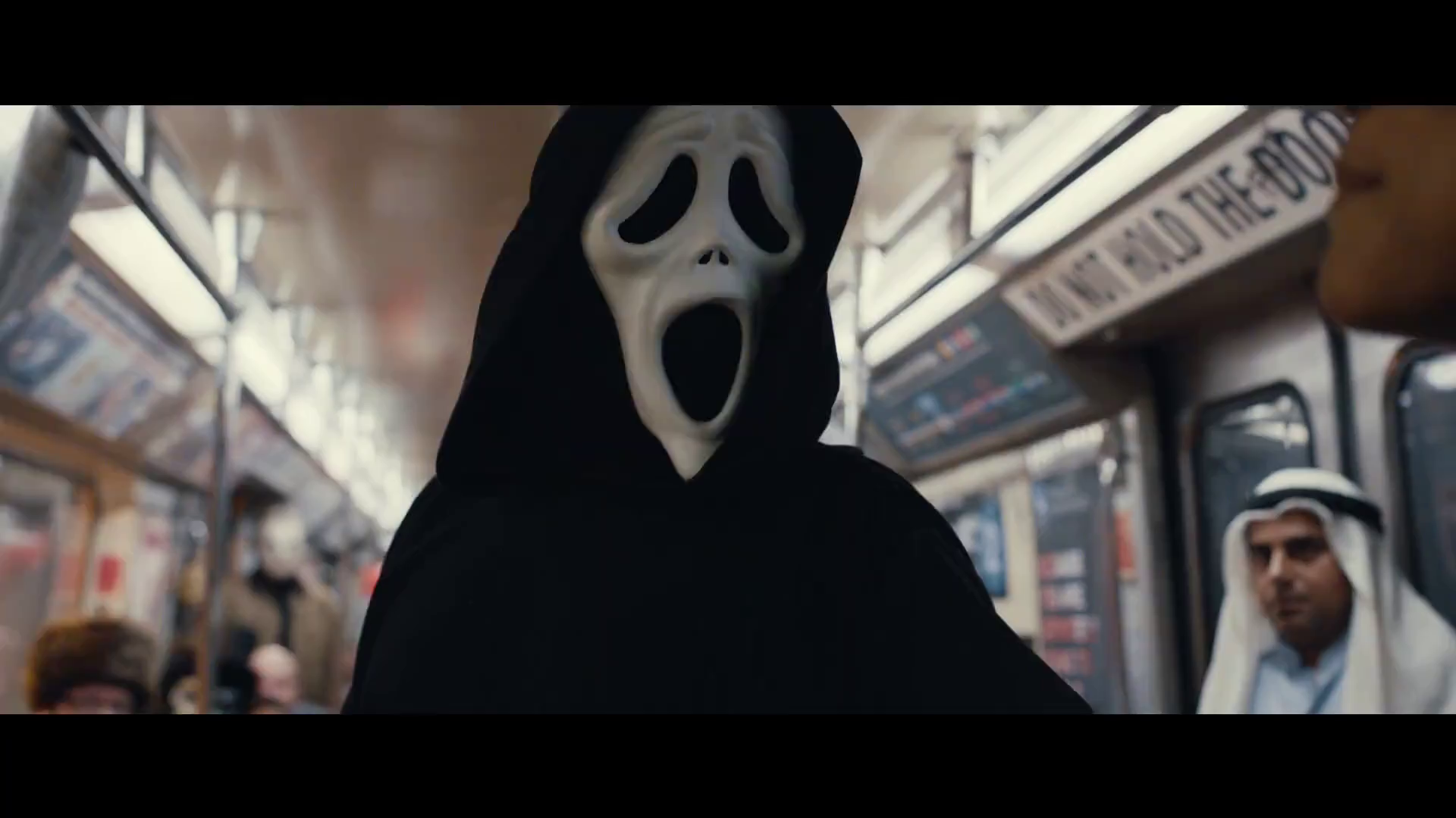 Scary Movie 6 estrena tráiler y ,obviamente, está lleno de parodias de películas de los últimos años