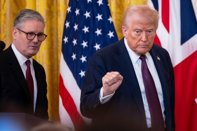 Starmer reitera la postura del Reino Unido sobre Groenlandia en una llamada con Trump