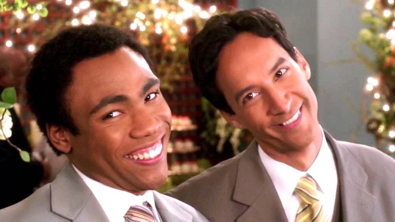 Donald Glover: "De verdad creo que pronto va a pasar algo con la película de Community ".