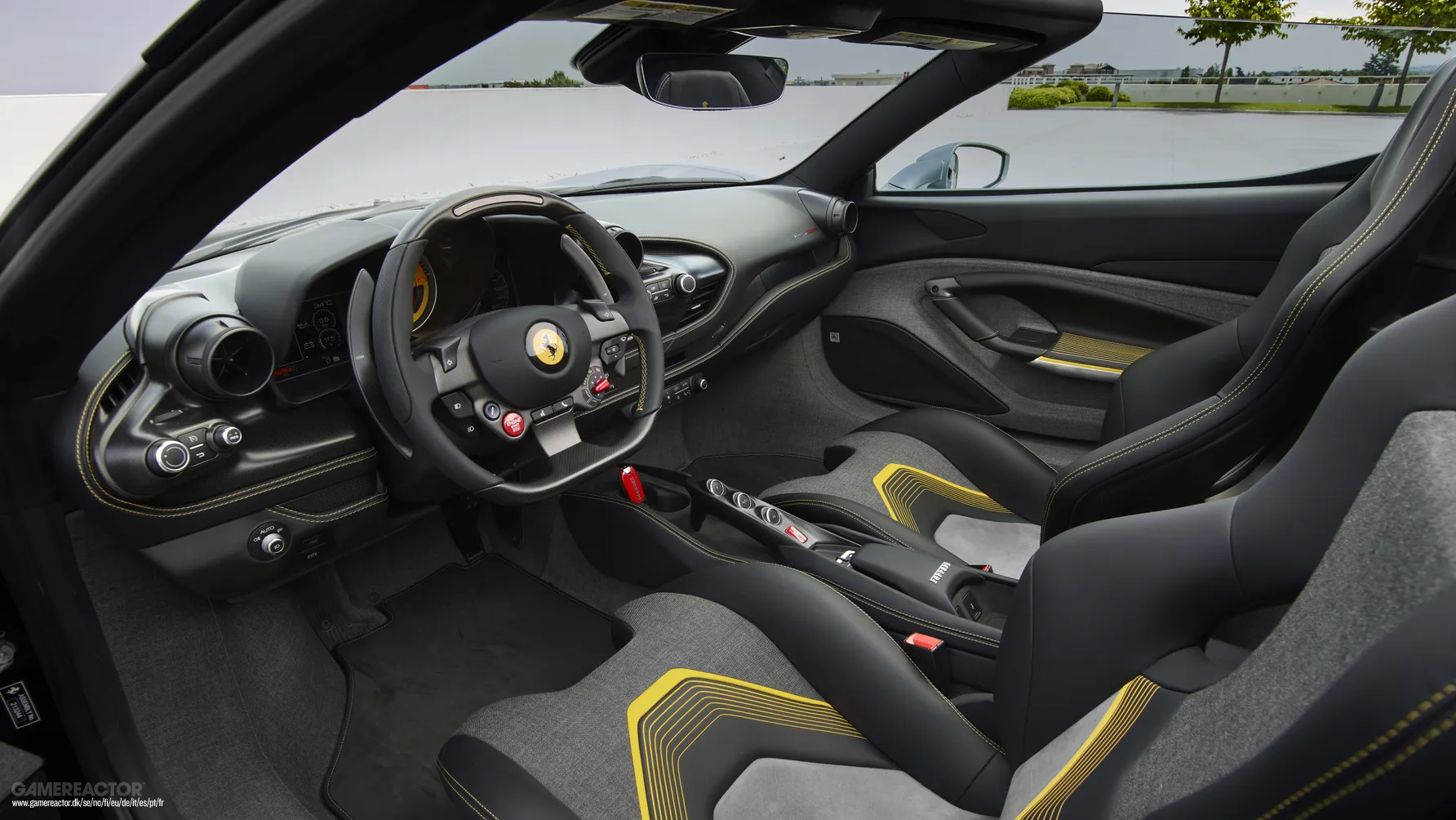 Ferrari desvela un nuevo V8 F8 Spider único