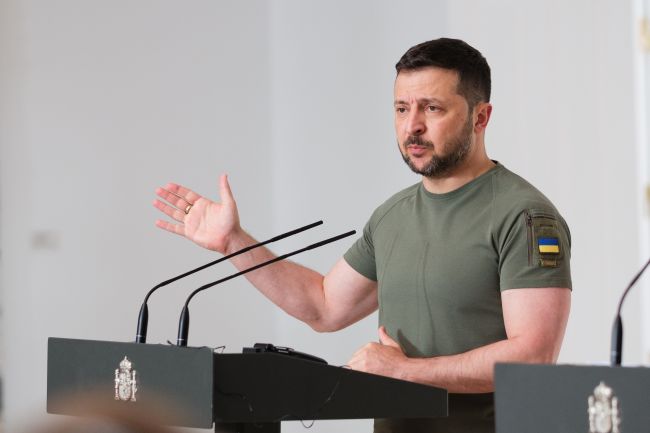 Zelensky afirma que puede restablecer los lazos con Estados Unidos