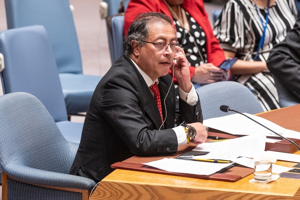 Colombia se aleja de los aranceles del 100% en la disputa con Ecuador