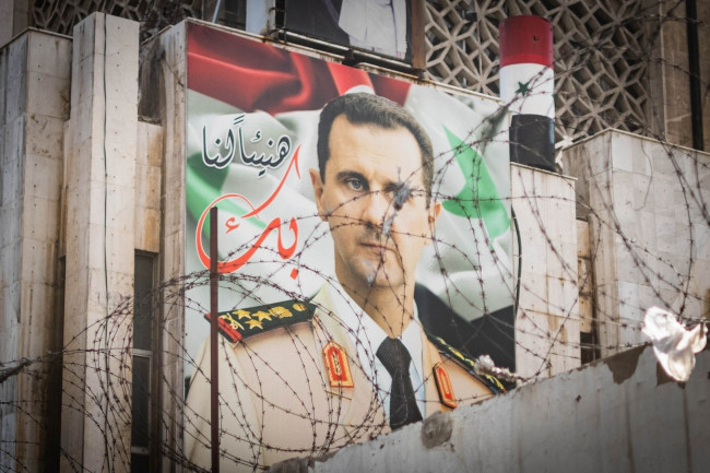 Bashar al-Assad, condenado a muerte en ausencia; su primo, condenado a muerte en Damasco